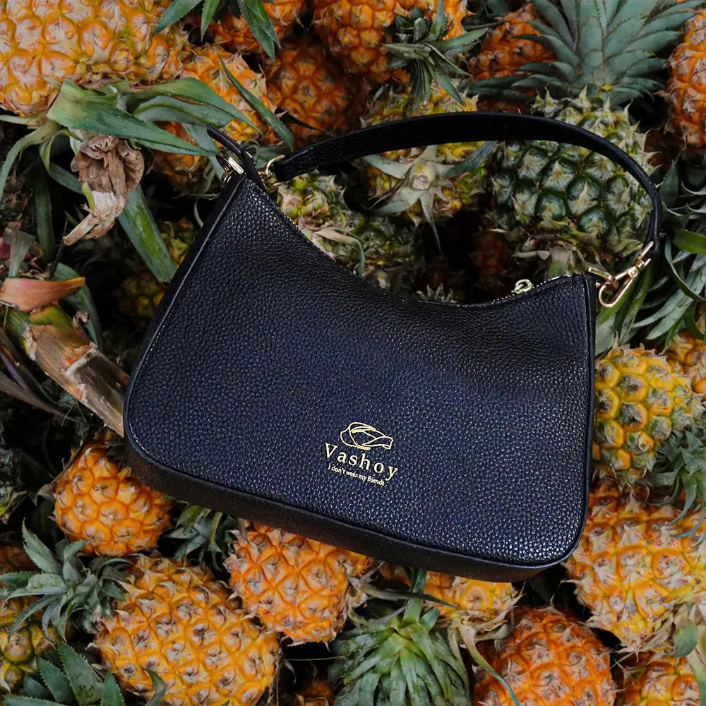 The-Pineapple-Story-Unveiling-the-Magic-of-Piñatex-Your-Key-to-Vegan-Leather-Bags-Pineapple-Leather-and-Sustainable-Bags Vashoy